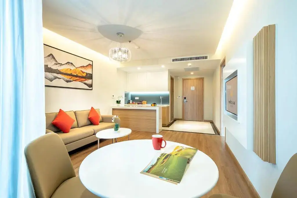 Халонг: DeLaSea Ha Long Hotel