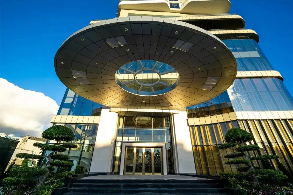 DeLaSea Ha Long Hotel — фото 1