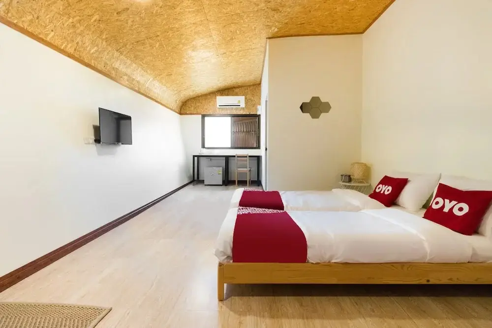 Кханонгпхра: Stock Home Khaoyai