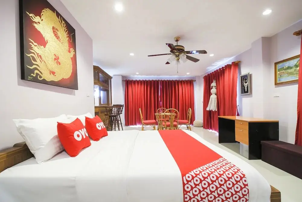 Банг-Саре: OYO 1021 Chang Chang Mansion