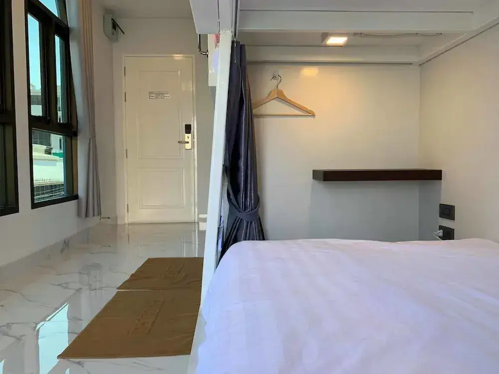 Бангкок: Rich8 Hostel