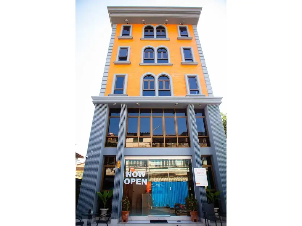 Бангкок: Rich8 Hostel