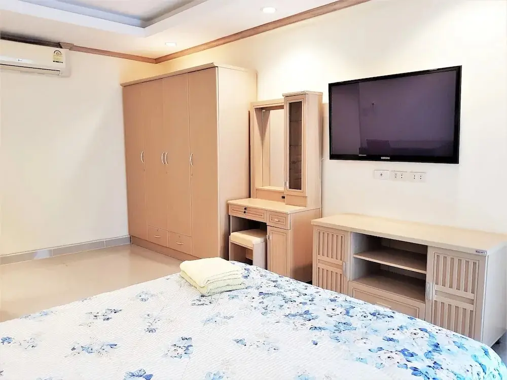 Паттайя: Room-sea View Apartment Jomtien Beach co