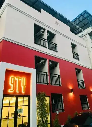 9Ty Hotel — фото 1