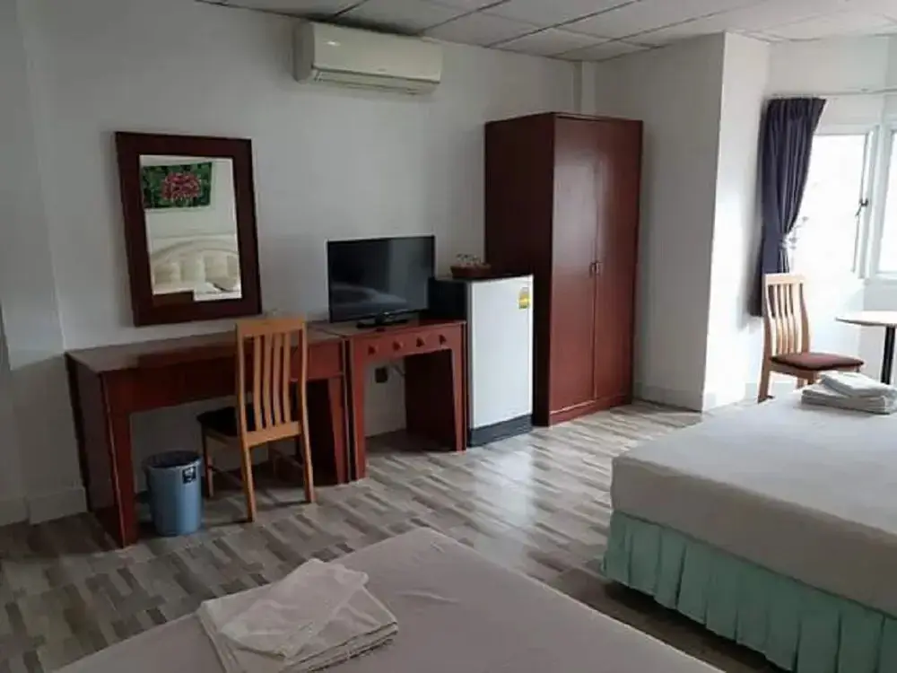 Пхукет: Welcome Inn Hotel Karon Beach