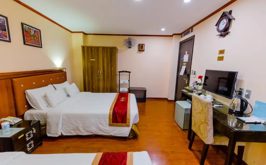 Ханой: A25 Hotel 28 Tran Quy Cap