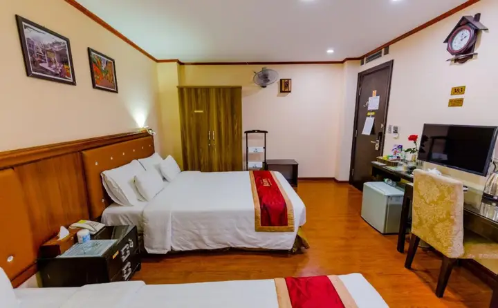 Ханой: A25 Hotel 28 Tran Quy Cap