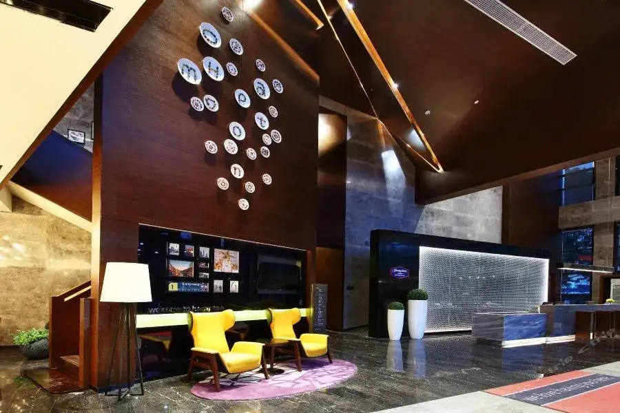 Нанкин: Hampton By Hilton Nanjing South Railway Station