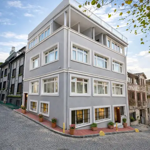 Гостевой дом Emirhan Suites — фото 1