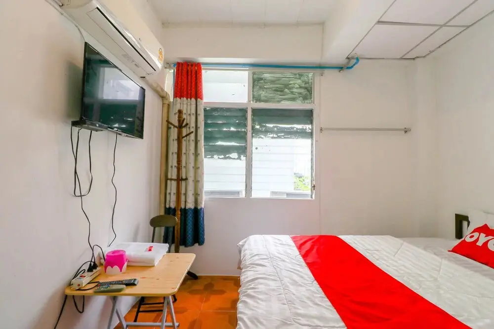 Бангкок: OYO 550 Happyland Guesthouse