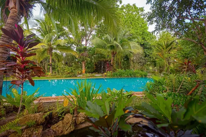 Чаам: 6BR Luxury Tropical Pool Villa PH125