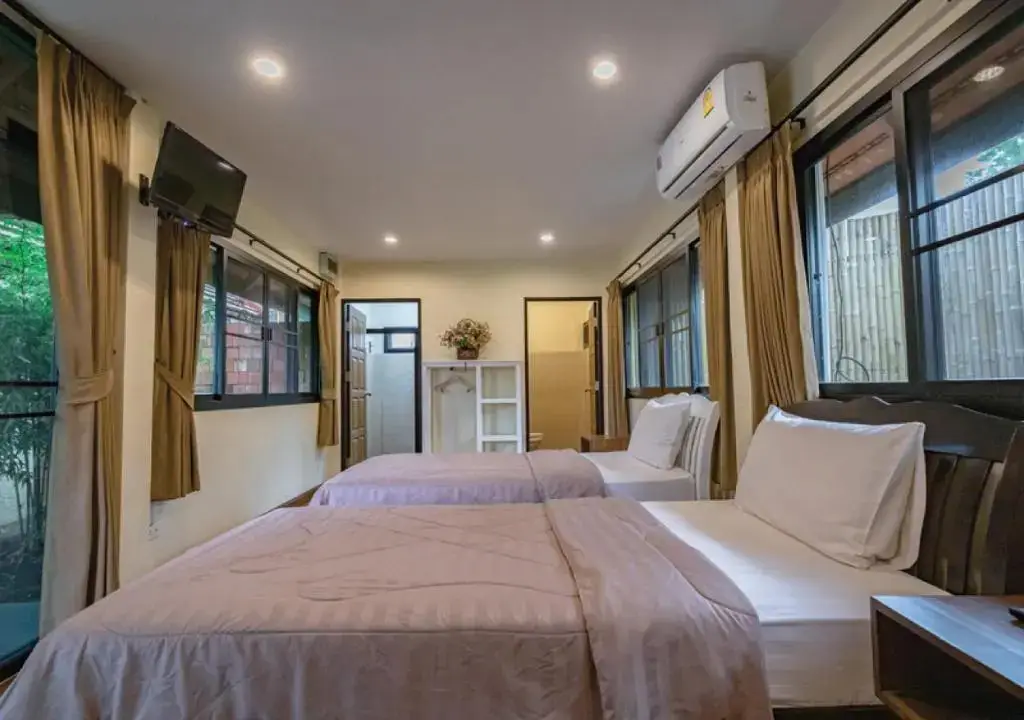 Пак-Чонг: Khaoyai Valley 4