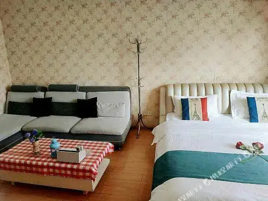 Чунцин: Meijia Family Apartment