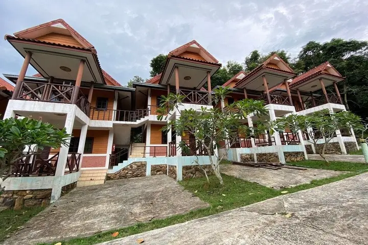 Ко Чанг: OYO 1144 Baan Phu Resort