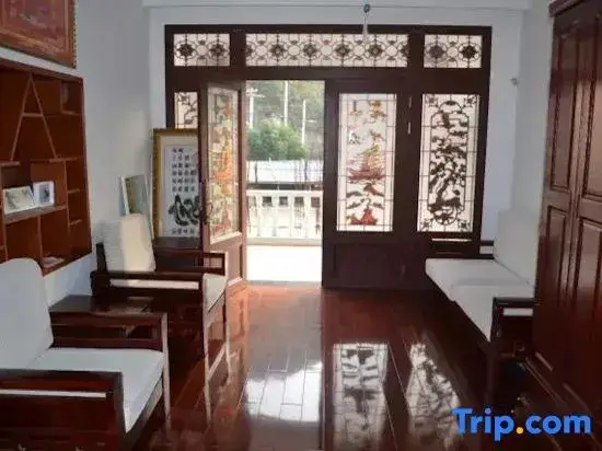 Нинбо: Shuanglin Bozai Farmer House No.5 Villa