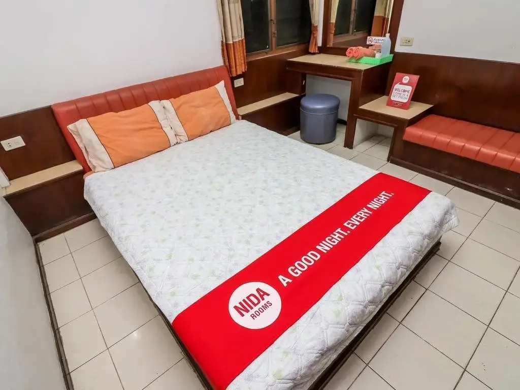 Чиангмай: Nida Rooms Tewarit 6 Silver Bridge