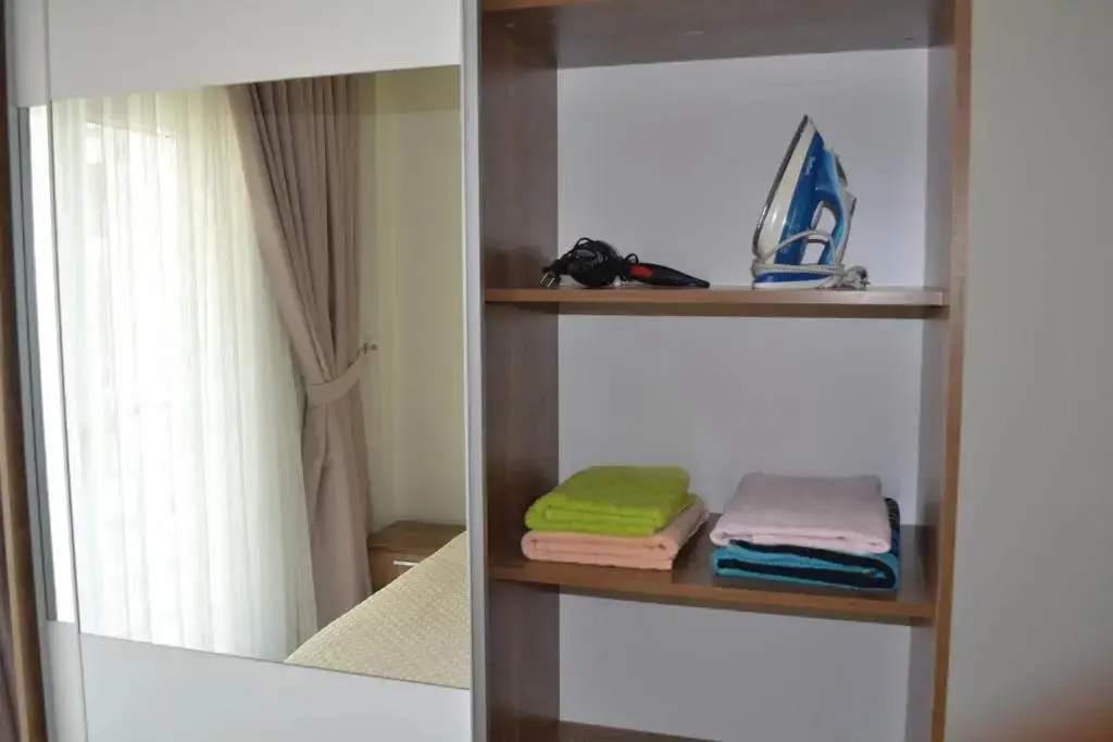 Белек: Antalya belek 1 nirvana club first floor two bedrooms pool view with water slide close to center