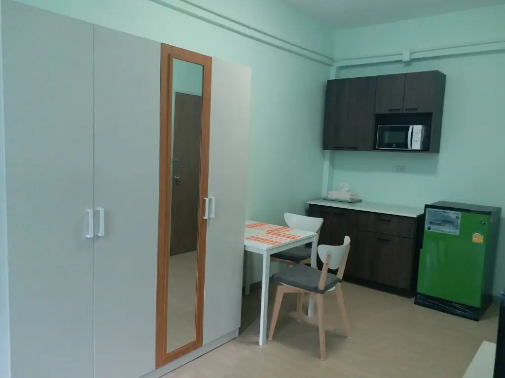 Бангкок: DD Garden Apartment 2