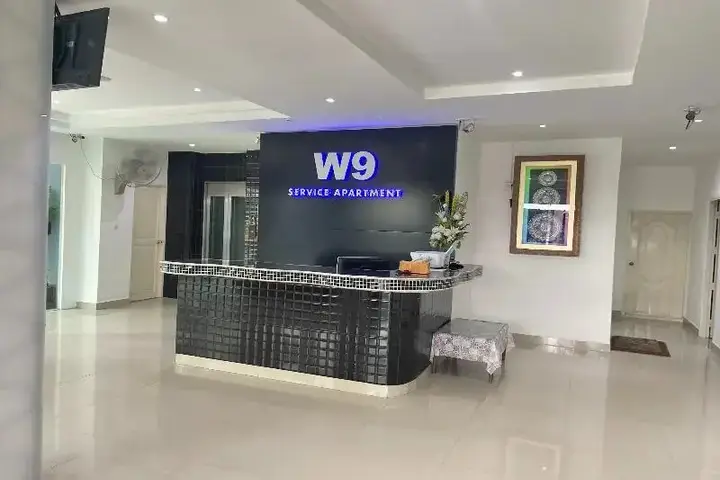 Паттайя: W-9 Hotel By Zuzu