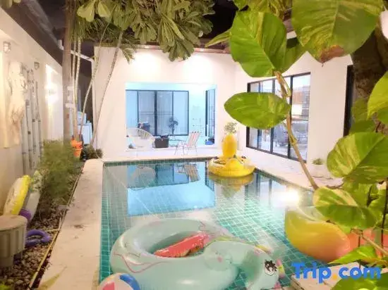 Паттайя: The Pool House Pattaya No.8