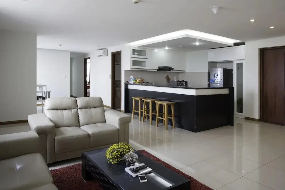 Le Soleil Central River View 3BR Apartment — фото 1