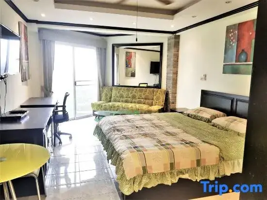 Sea View Studio Apartment Jomtien Beach Condominium A3 — фото 1