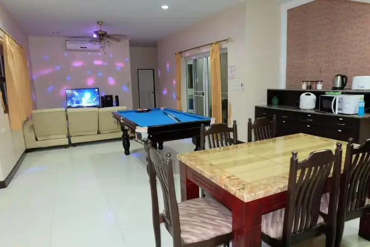 Паттайя: The Pool House Pattaya No.2-No.6