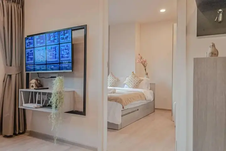 Чиангмай: 1BR Mountain/Pool View at Central festival mall.