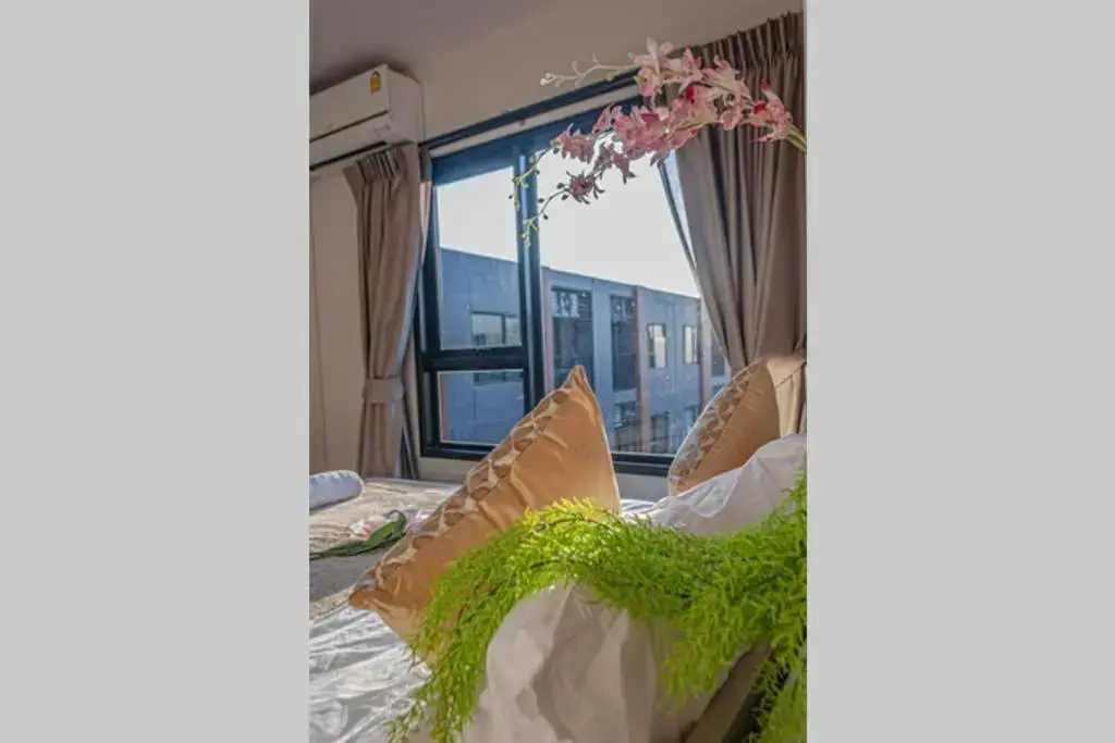 Чиангмай: 1BR Mountain/Pool View at Central festival mall.