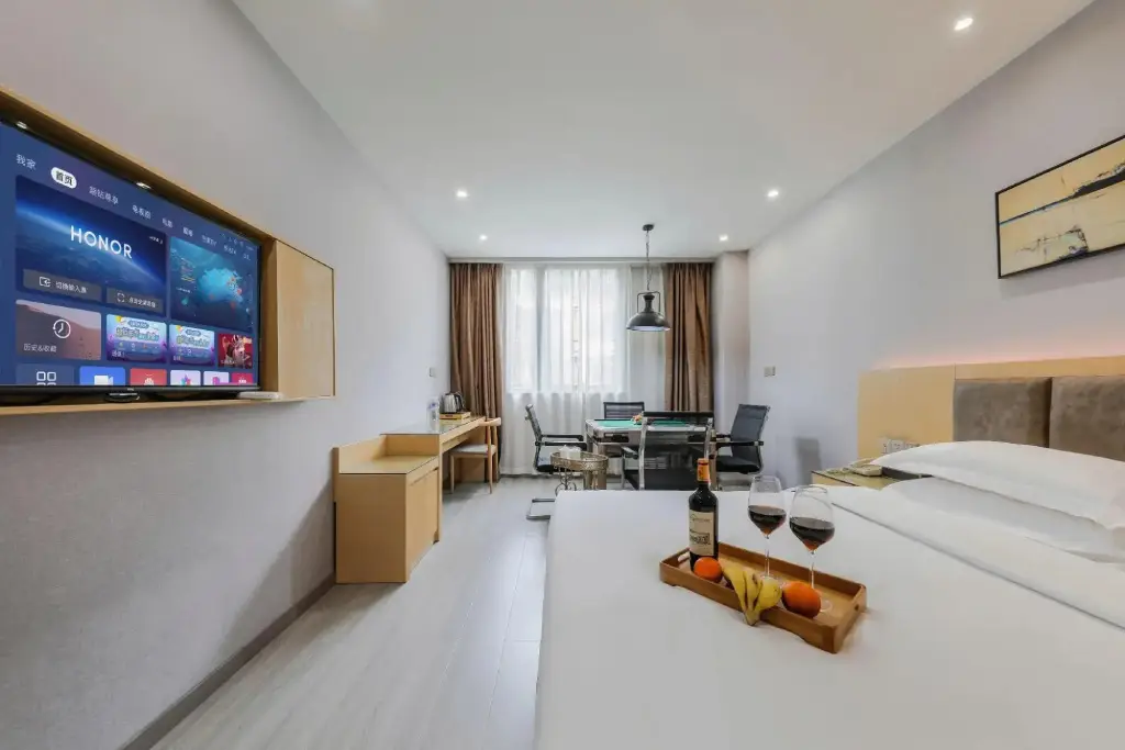 Чунцин: Super 8 Hotel (Wanzhou Wanda Plaza Gaosuntang Pedestrian Street Store)