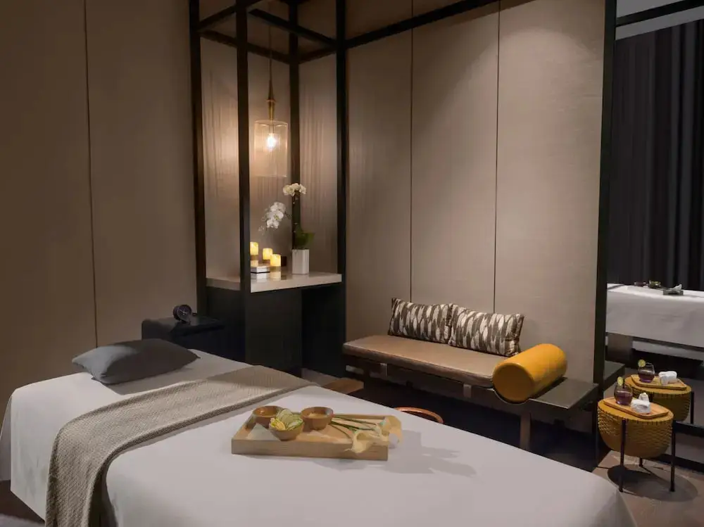 Дананг: Hoiana Hotel & Suites