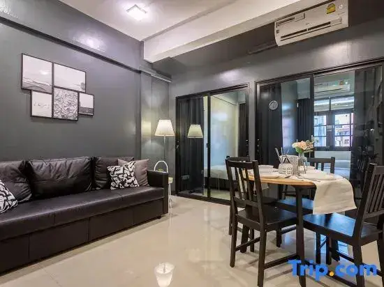 Бангкок: T5 2 Bedrooms/6guests/full kitchen/1 min to BTS