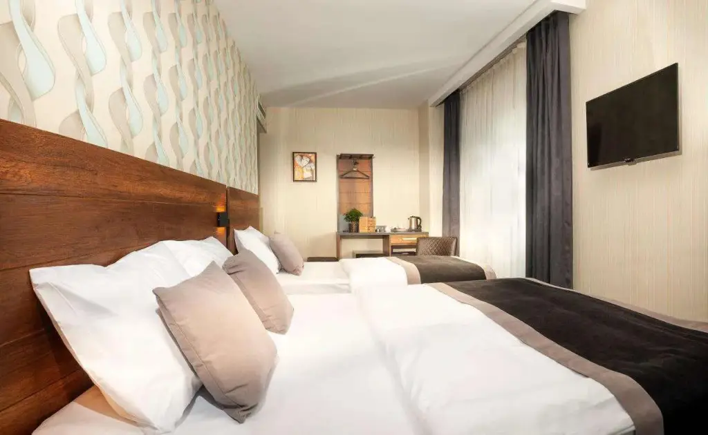 Стамбул: Hotel Bossuite Business