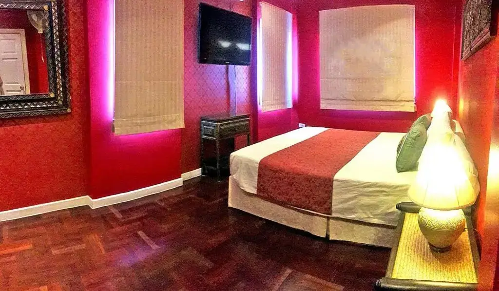 Паттайя: 3BR Thai Style Home