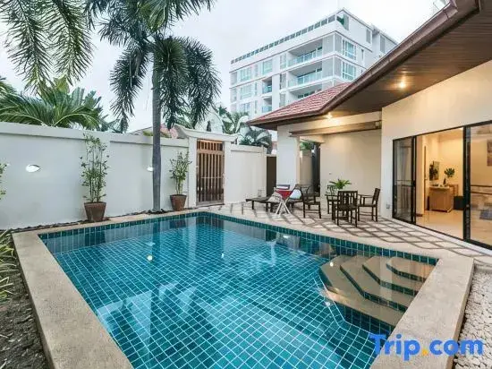 Паттайя: AnB poolvilla 2BR with private beach in pratamnak