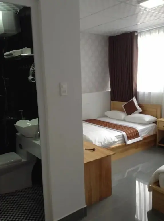 Далат: Mr Rot's Secret Hotel