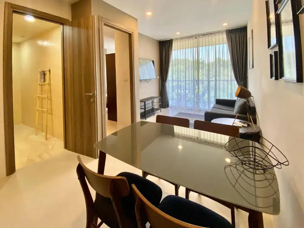Клаенг: Escape Condominiums Beachfront Suites - Mae Phim