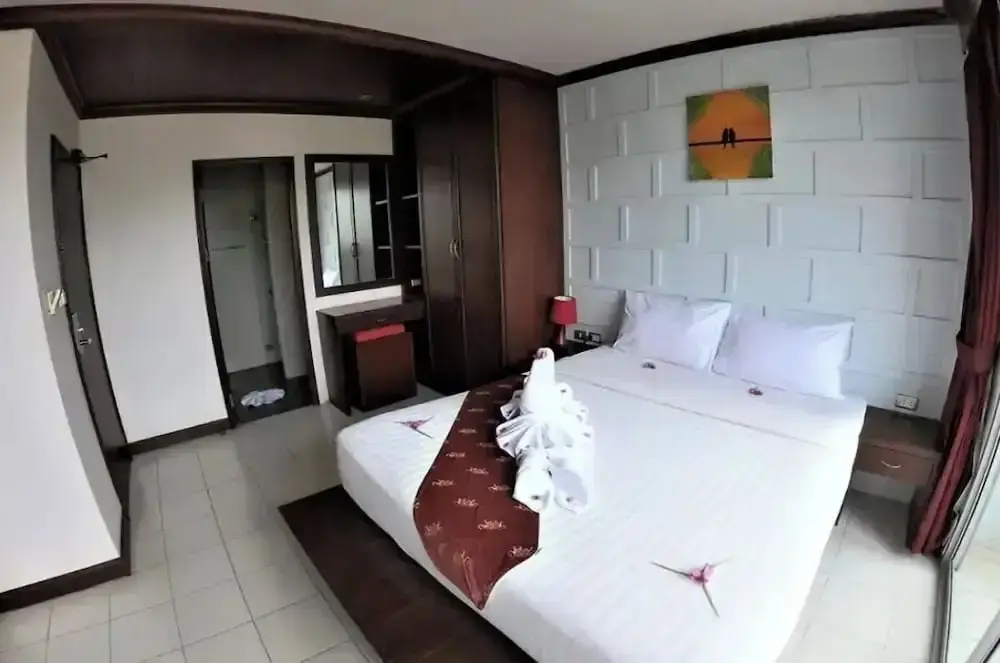 Пхукет: EBS Hostel Phuket, Kata Beach