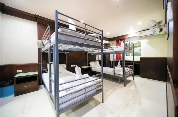 Пхукет: EBS Hostel Phuket, Kata Beach