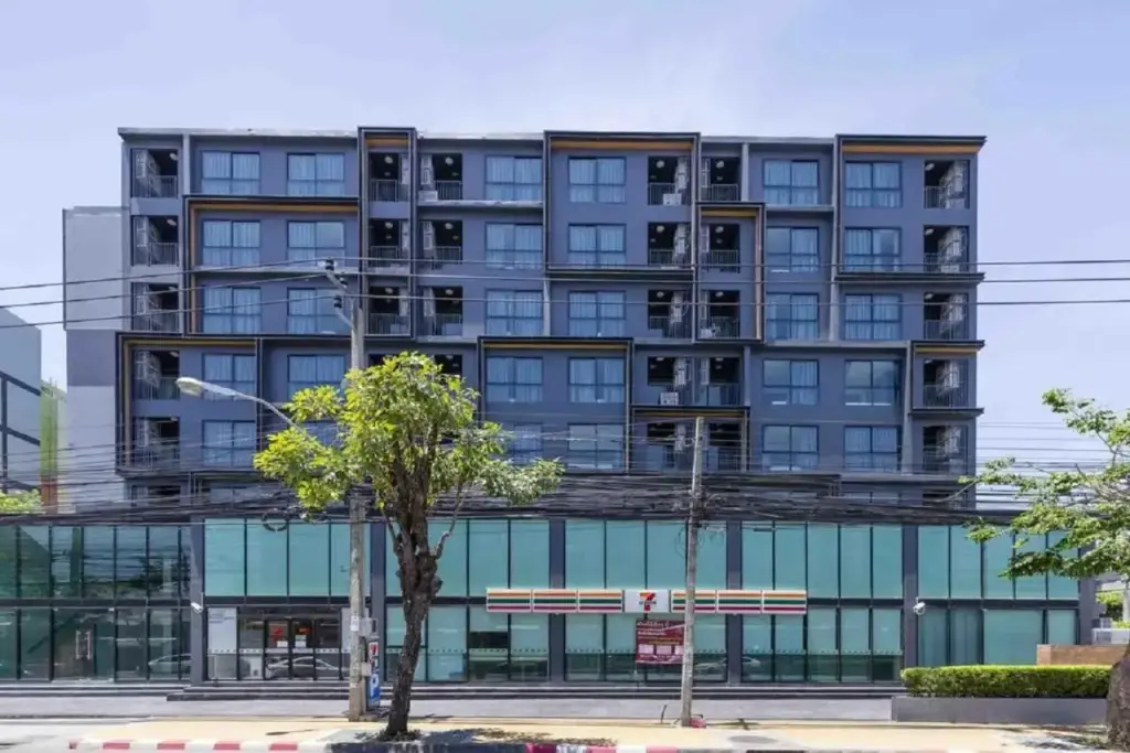 Бангкок: The Excel Groove Condo at Lasalle 52
