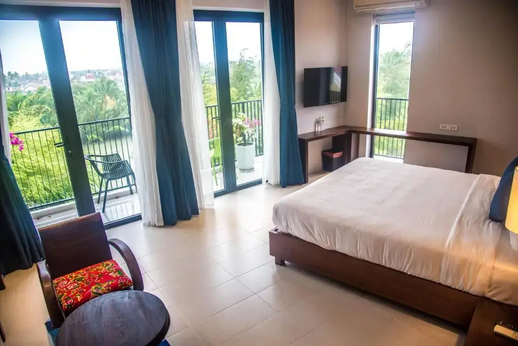 Хойан: Mad Monkey Hoi An