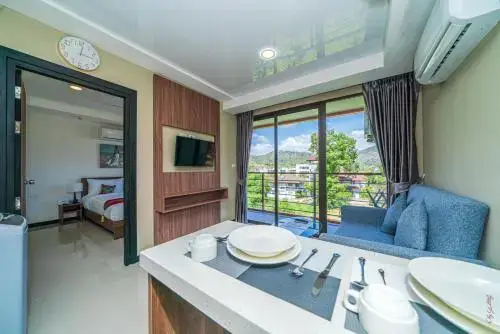 Муанг: Naiharn Condominimum
