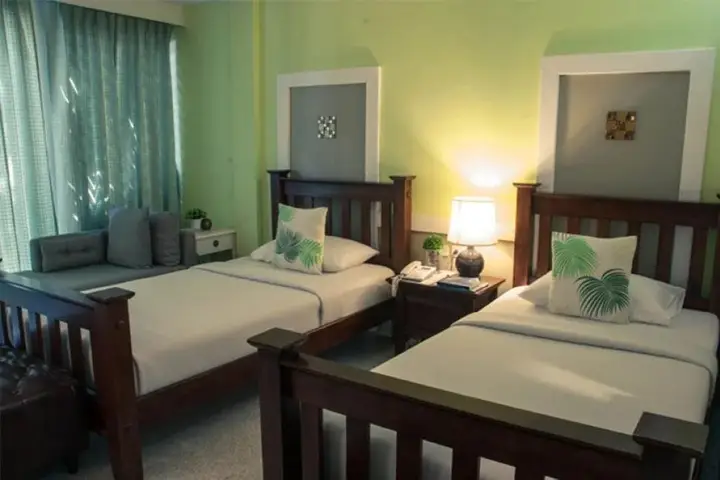 Накхонситхаммарат: Sirithani Hotel
