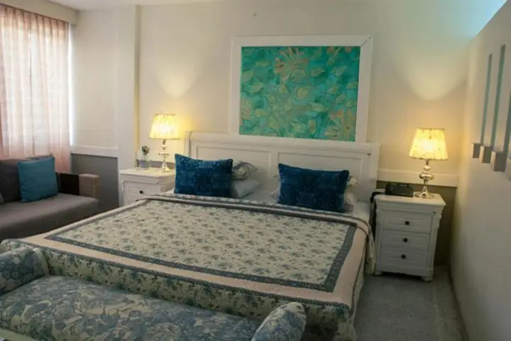Накхонситхаммарат: Sirithani Hotel