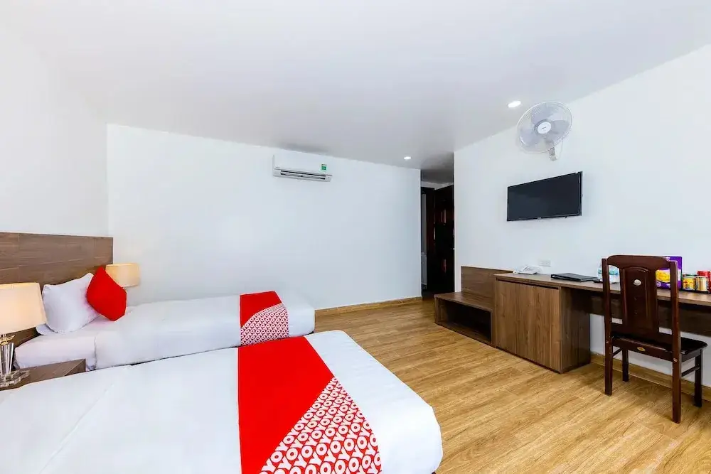 Нячанг: Homey Hotel by OYO Rooms