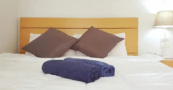 Бангкок: The 20 Apartment