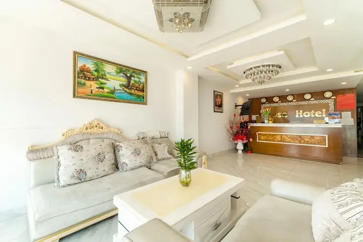 Дананг: The Rose Hotel