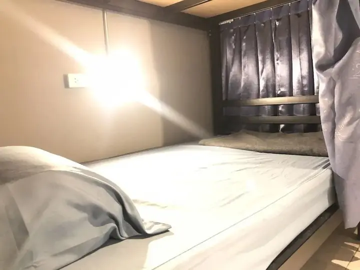 Бангкок: B168 Bed And More Hostel