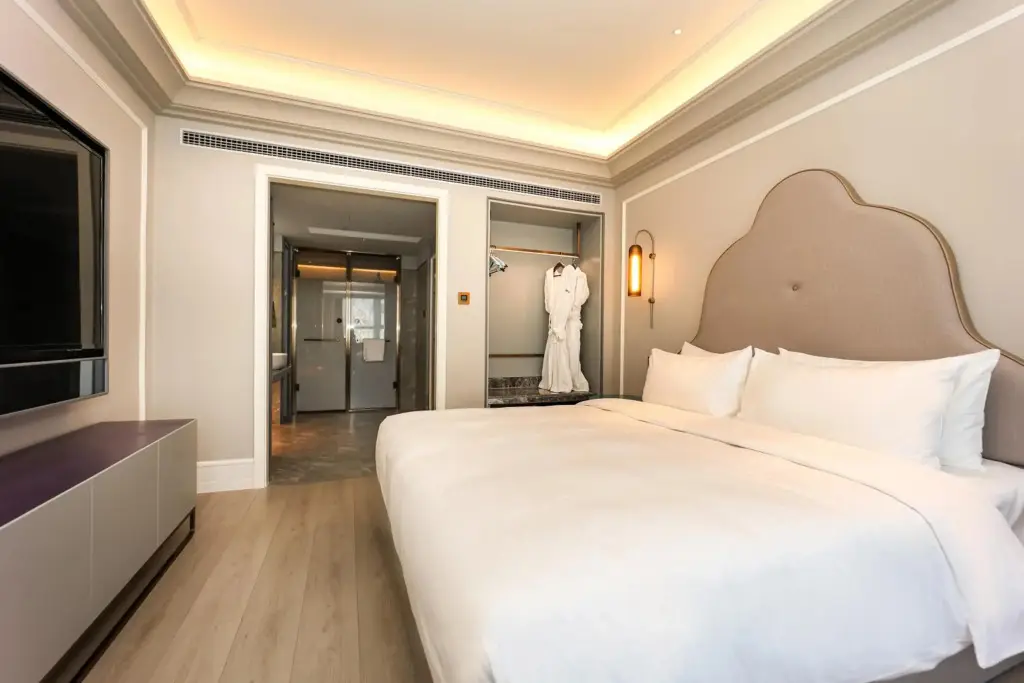 Цзинань: Mercure Jinan West Railway Station