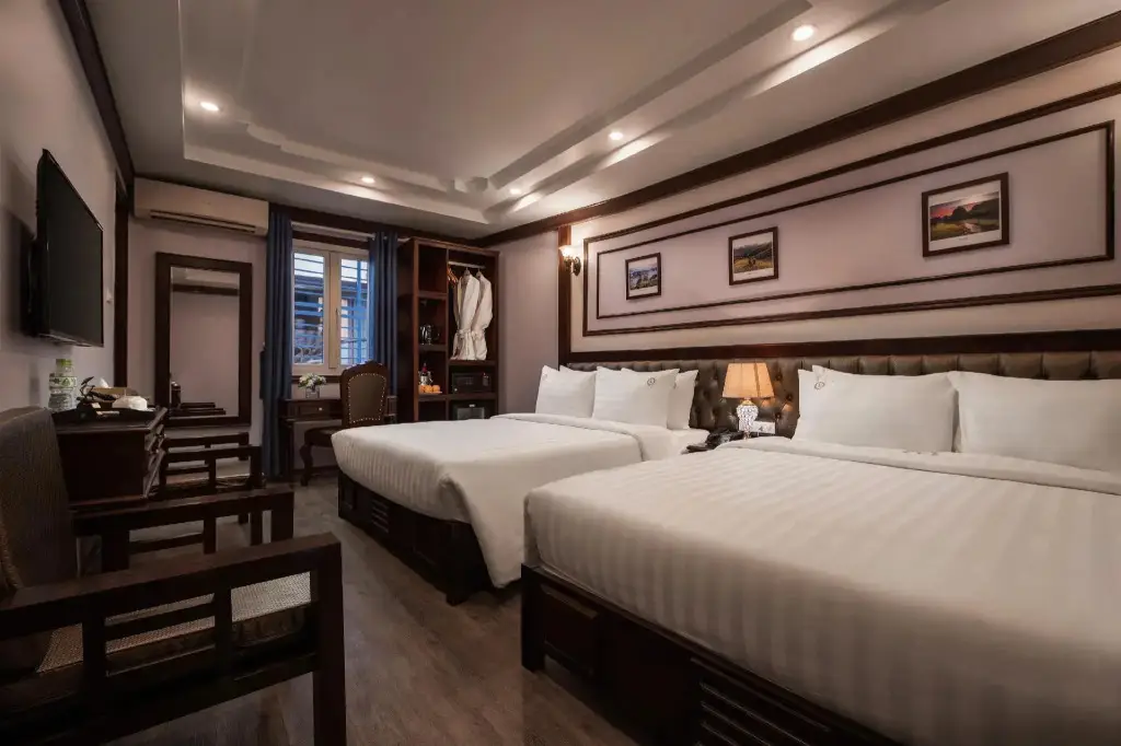 Ханой: Madelise Central Hotel & Travel